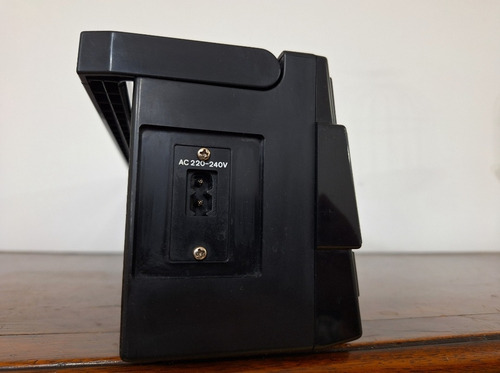 Antiguo Radiograbador Estéreo Akai Aj-w227s Funciona Negro (Usado)