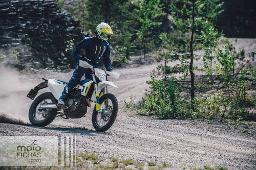 Imagen 14 de 25 de Husqvarna Enduro 701 0km By Rade Garage - Palermo Bikes