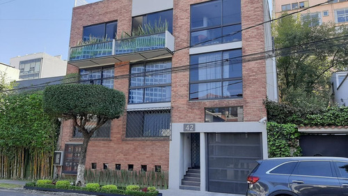 Departamento En Renta En Nápoles Con Terraza, Superubicado!