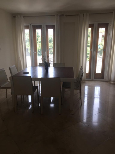 For Rent Apartamento Amueblado Zona Colonial De 2 Habitaciones Y 2 Parqueos Proyecto Exclusivo