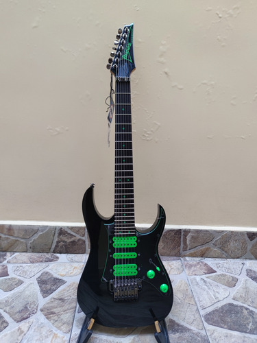 Guitarra Eléctrica Ibanez Universe 