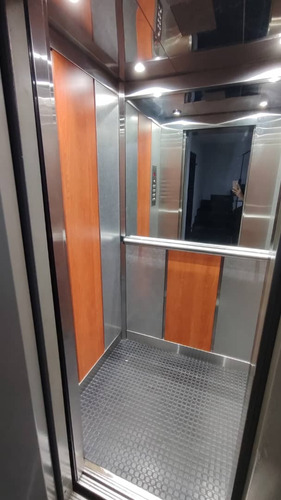 Apartamento En Venta Ubicado En Bello Monte, El Recreo.