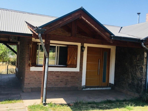 Venta De Vivienda En Barrio Bertone En Villa General Belgrano - Viv0188