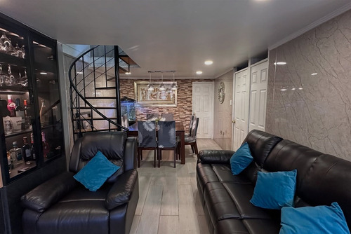Casa 4 Dormitorios A 1 Cuadra De Vic. Mackenna