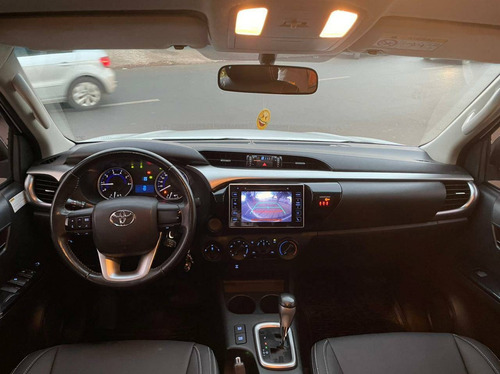 Imagem 8 de 15 de Toyota Hilux 2.8 Sr 4x4 Cd 16v Diesel 4p Automático