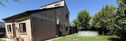 Casa En Venta - 4 Dormitorios 1 Baño - La Reja