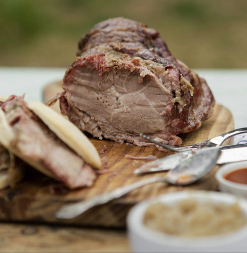 Pernil De Cerdo Y Ternera