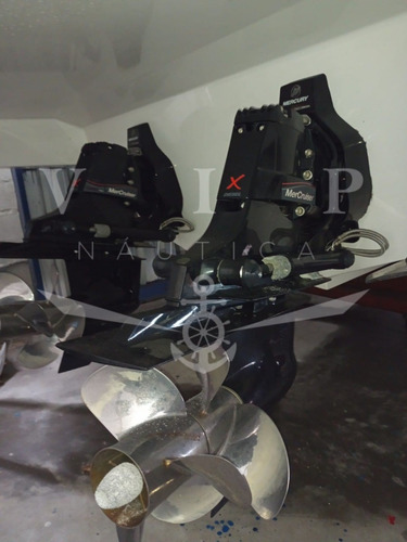 Imagem 8 de 21 de Lancha Phantom 303c/ 170 Diesel / N 300 290
