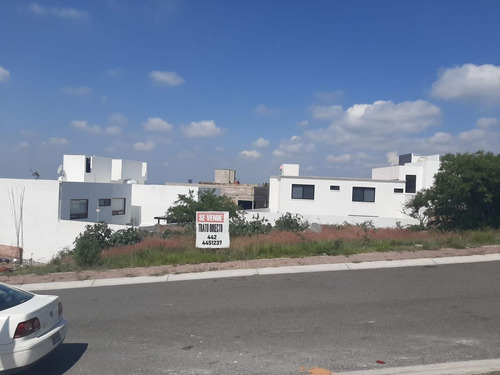 Estupendo Terreno En Colinas De Juriquilla De 352 M2, De Opo