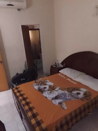 Gm - Se Vende Casa En Charallave De 5 Habitaciones, 3 Baños Y 3 Puestos De Estacionamiento En Urbanización Cerrada Con Vigilancia Privada