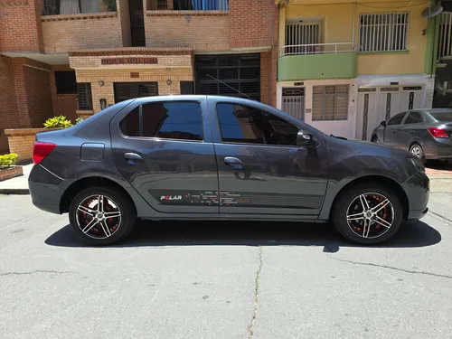 Renault Logan 1.6 Polar