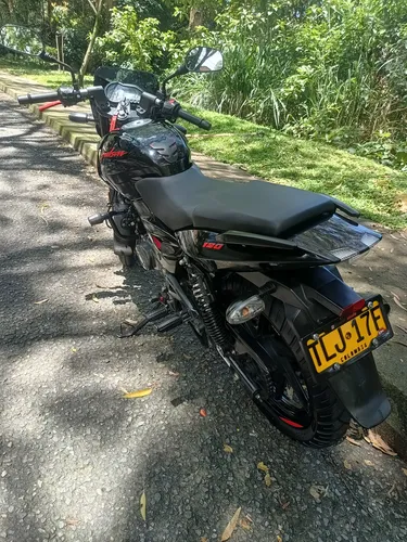 Pulsar 180 Neon Fi