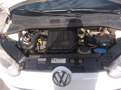 Imagem 9 de 13 de Volkswagen Up! 2015 1.0 Take 3p