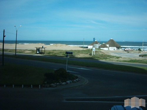 Imagen 11 de 25 de Frente Al Mar - Con Muy Linda Vista -