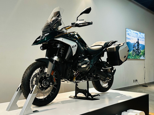 Bmw R1300gs Aurelius Green Metallic