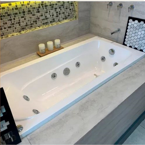 Imagen 3 de 10 de Hidromasaje Jacuzzi Bh150l 8 Jets Acrilico Piazza 150x70