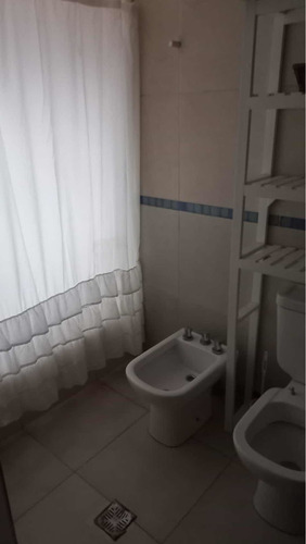 Imagen 13 de 26 de Alquiler Temporario. 5 Amb, 8 Personas -3 Baños, Patio Y Parrilla- Excelente Ubicación. Disponible A Partir Del 22 De Febrero Y Marzo