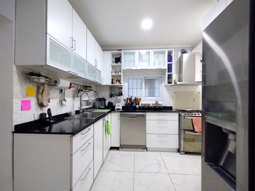 Casa A La Venta En Bella Vista, 6 Ambientes