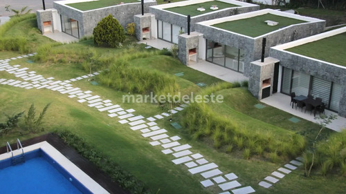 Unique - 1 Dorm Y Medio