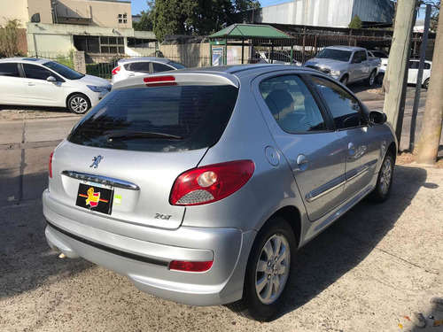 Peugeot 207 2012 1.4 Xs