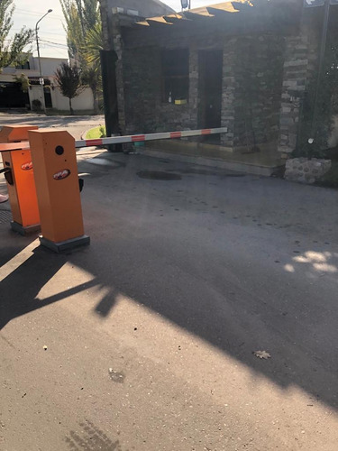 Imagen 11 de 14 de Lote En Exclusivo Barrio Privado Punta Larrea