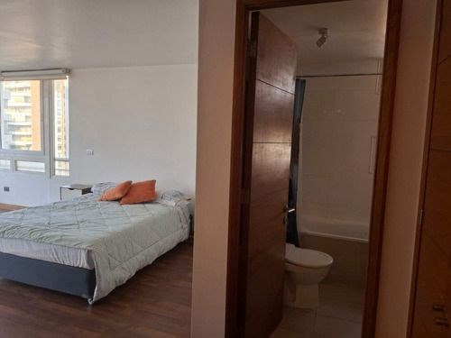 Departamento Duplex En Arriendo De 5 Dorm. En Las Condes