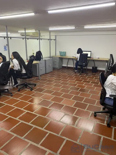 Casa Comercial Con Excelente Ubicacion Cod. 29344