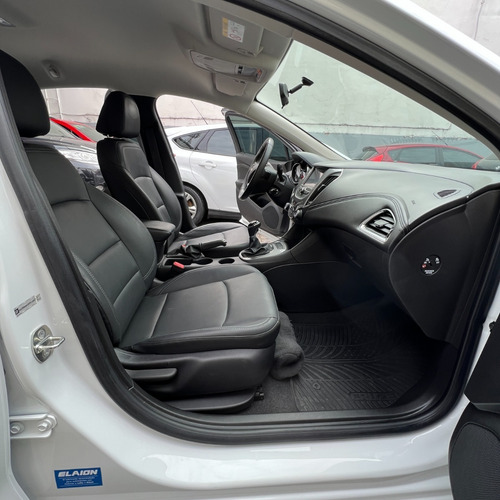 Imagen 12 de 16 de Chevrolet Cruze Lt Mt 5p 2020