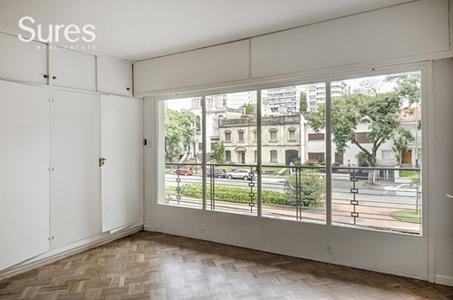 Casona Reciclada En Alquiler - Ideal Empresa