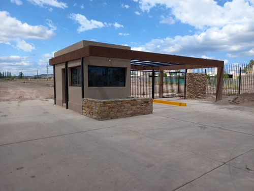 Imagen 1 de 4 de Terreno En Venta En Barrio Privado Maipú.