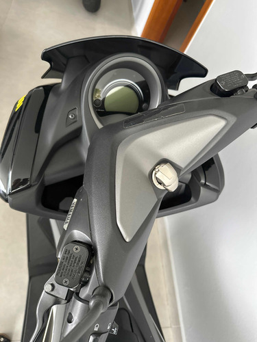 Yamaha Nmax 2020 1700 Km Praticamente Zero