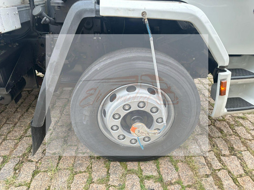 Ford Cargo 2422 2422/ 2422 E 3-eixos 2p (diesel)