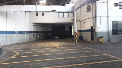 Alquilo Gran Galpón De 2600m2 En Aguada
