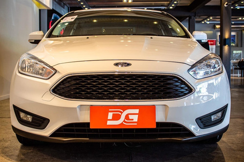 Imagen 6 de 13 de Ford Focus S 1.6n 67.000km 2016 Blanco
