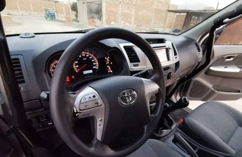 Toyota Hilux 2013 Srv