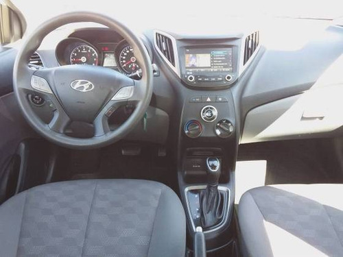 Imagem 3 de 9 de Hyundai Hb20s 1.6 Comfort Plus 16v Flex 4p Automático