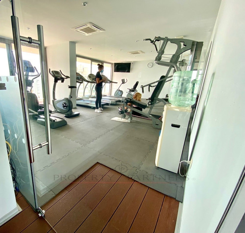 Imagen 19 de 25 de Moderno Apartamento Con Preciosa Vista