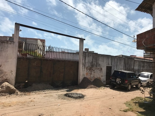 Imagem 2 de 6 de Galpao Para Alugar Na Cidade De Fortaleza-ce - L10502