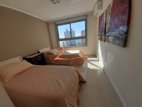 Apartamento En Punta Del Este, Brava | Living Punta Ref:5217- Ref: 5217