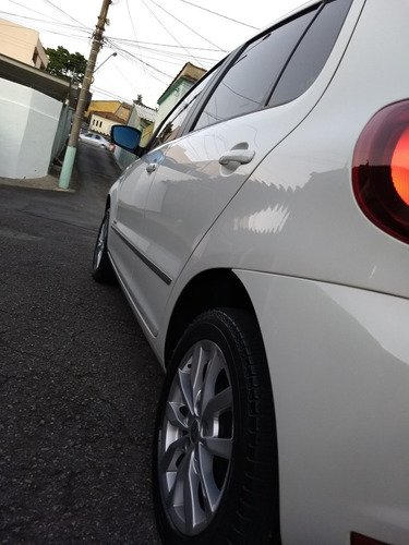 Volkswagen Fox 2014 1.6 Vht Highline Total Flex 5p