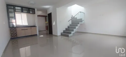 Venta Casa 3 Ambientes Real Navarra