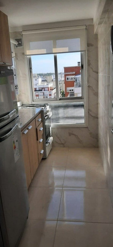 Imagen 12 de 17 de Departamento 2 Ambientes A La Calle Con Balcon En Venta En Mar Del Plata