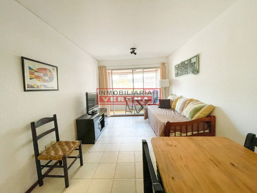 Imagen 4 de 10 de Apartamento En Venta - Zona Península