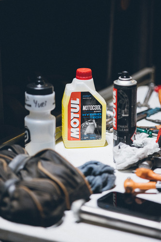 Fluido De Arrefecimento Motul Motocool Expert -37°c 1l