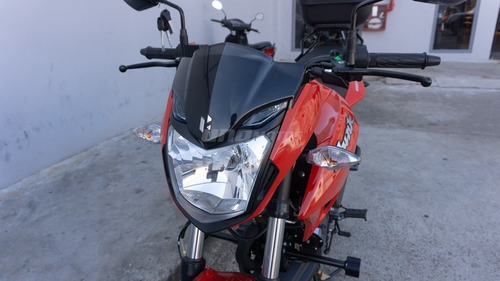 Imagen 5 de 16 de Hero Hunk 190 Fi 0km 2022 + Baul No Rouser Ns 200 Usado