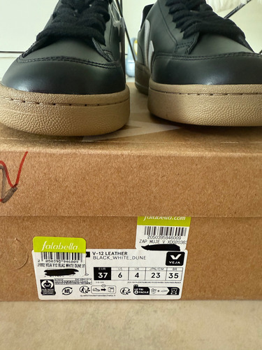 Zapatillas Veja (Usado)