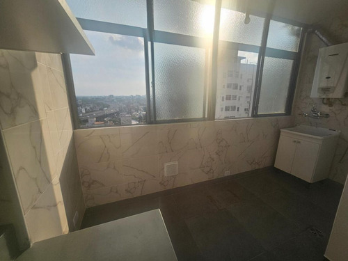 Venta Departamento 4 Ambientes Parque Chacabuco