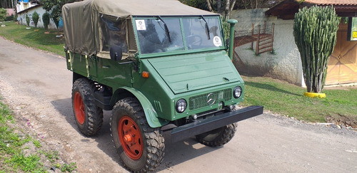 Unimog Mercedes Benz