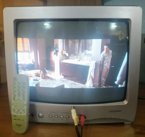 Imagen 4 de 4 de Televisor Toshiba 14 Pulgadas A Color C/control Remoto