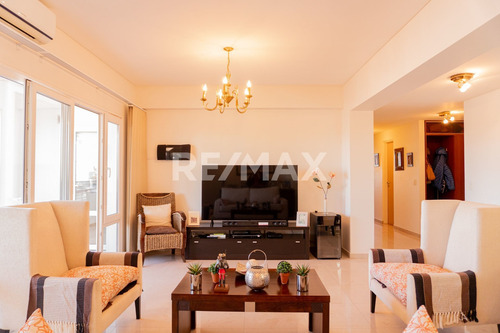 Imagen 3 de 30 de Venta Semipiso De Categoría En Centro Este